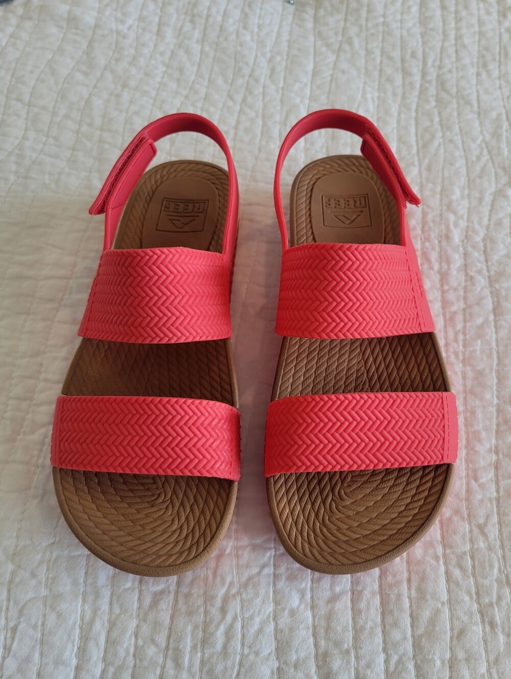 Reef Women's Hibiscus Water Vista Sandals - Picture 2 of 10